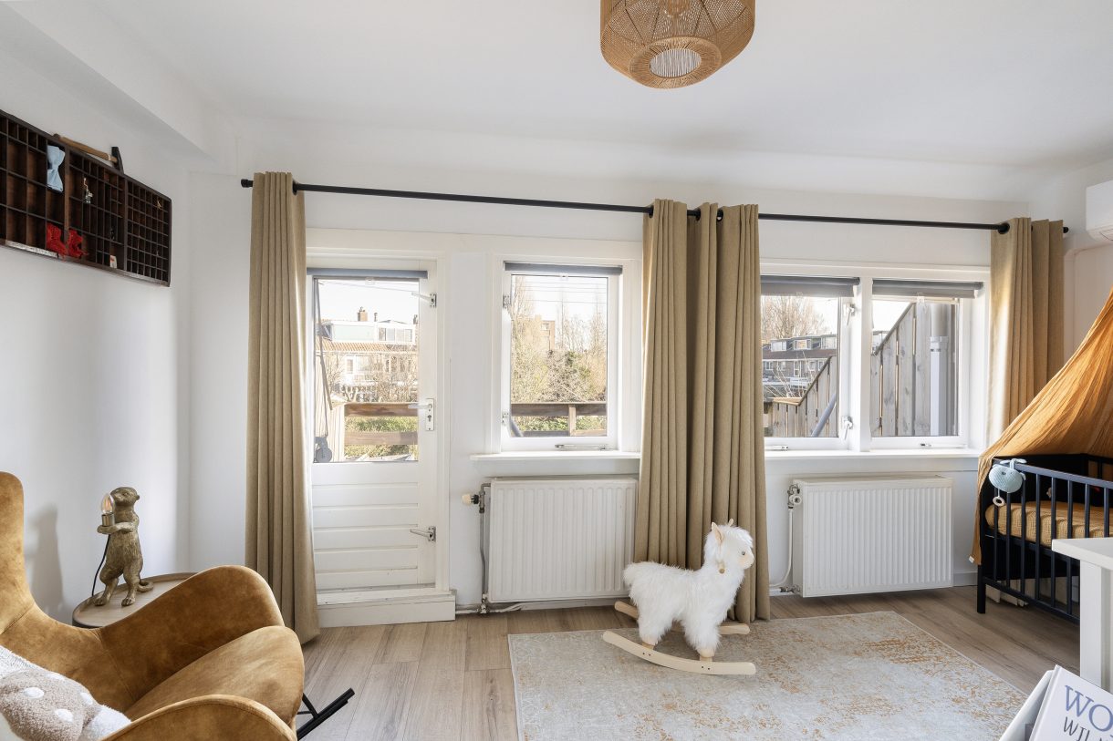 Te koop: Foto Woonhuis aan de Narcisstraat 25 in Vlaardingen