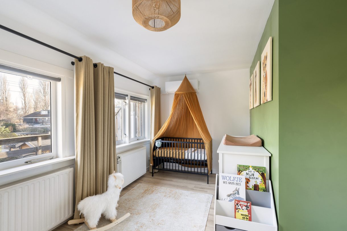 Te koop: Foto Woonhuis aan de Narcisstraat 25 in Vlaardingen