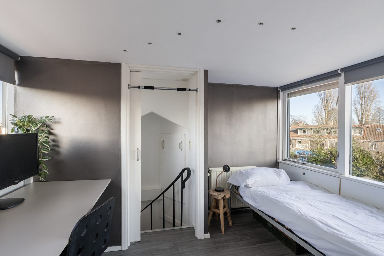 Te koop: Foto Woonhuis aan de Narcisstraat 25 in Vlaardingen