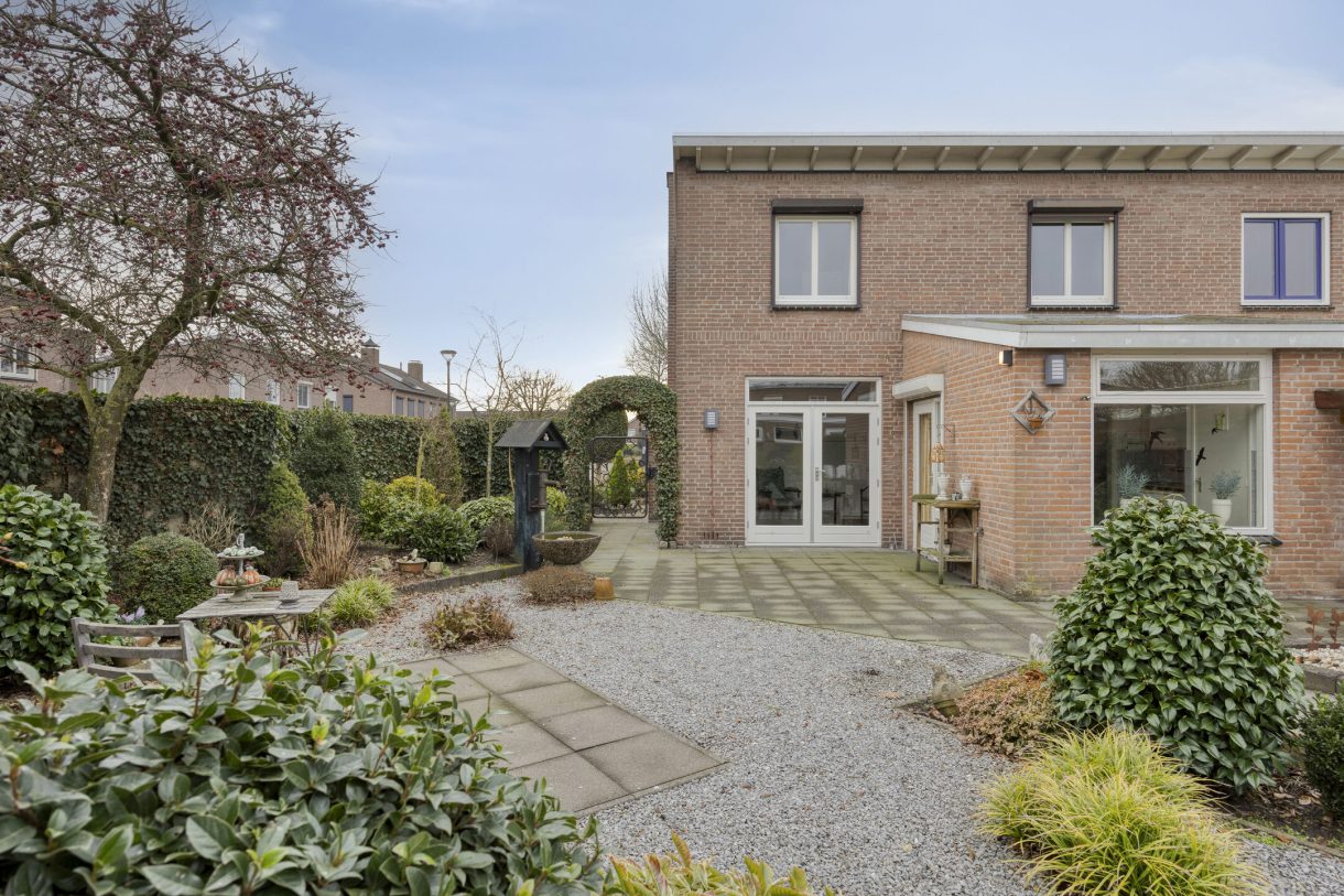 Te koop: Foto Woonhuis aan de Duizendschoonstraat 52 in Uden