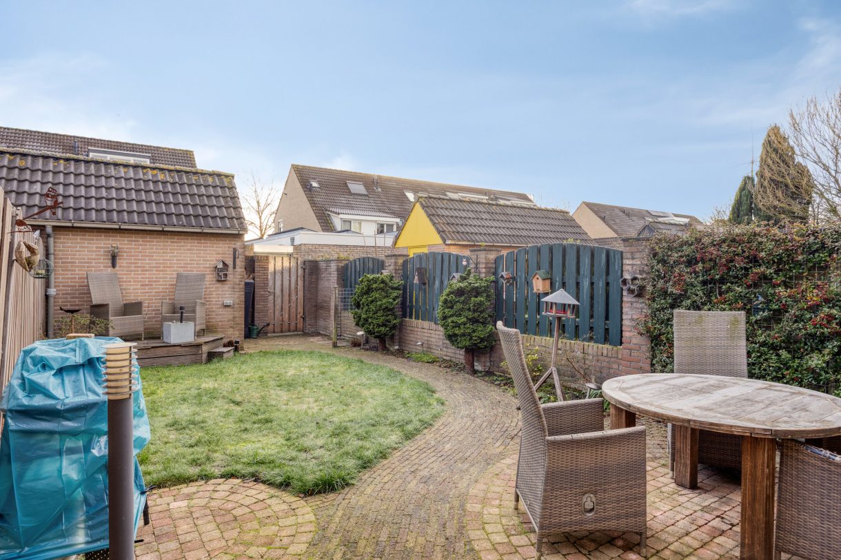 Te koop: Foto Woonhuis aan de Haydnstraat 30 in Veenendaal
