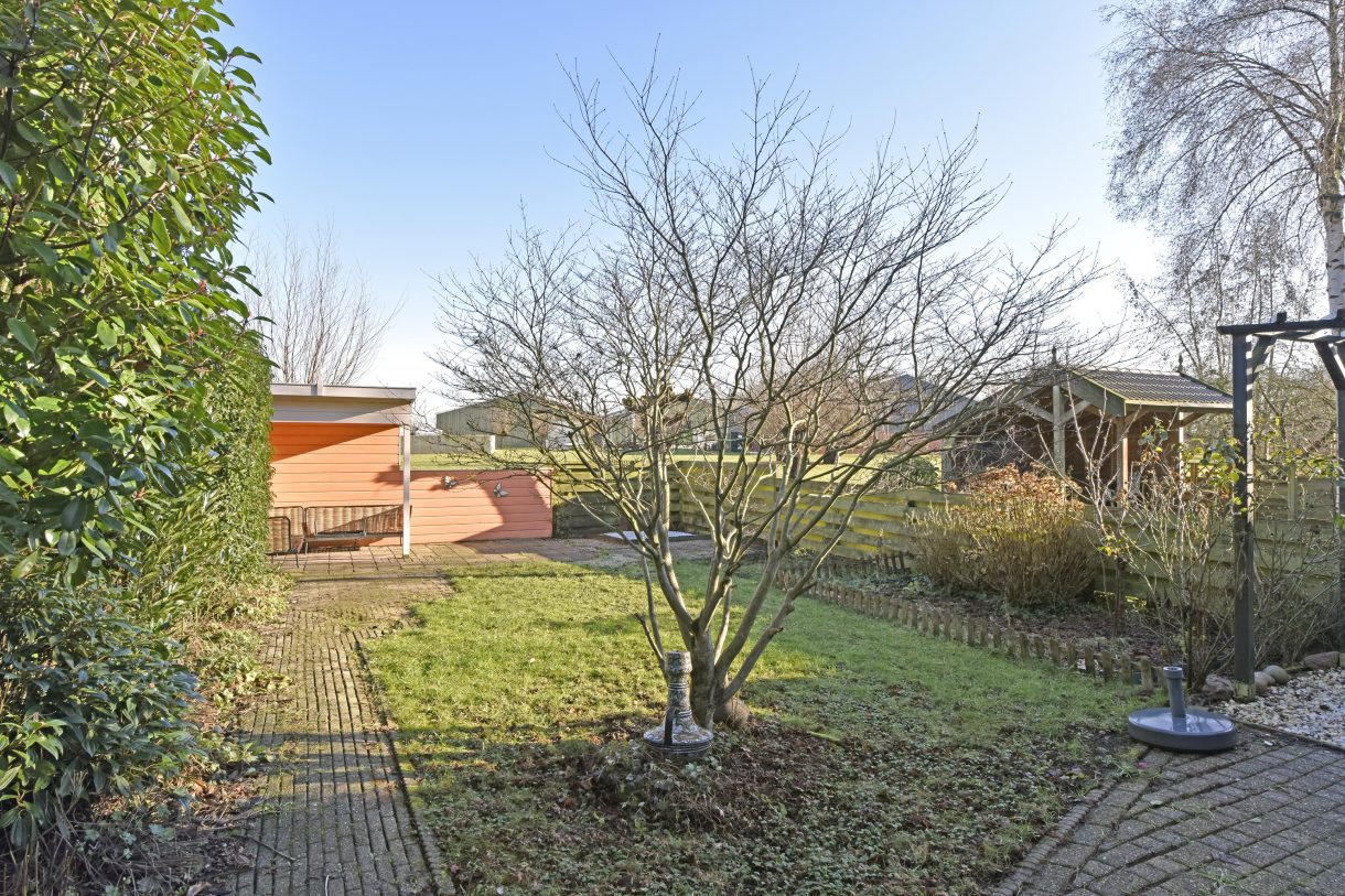 Te koop: Foto Woonhuis aan de Boddens Hosangweg 23 in Woubrugge