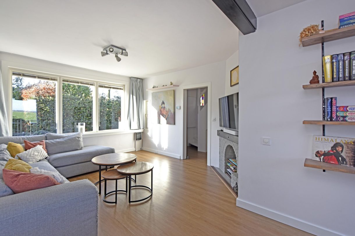 Te koop: Foto Woonhuis aan de Boddens Hosangweg 23 in Woubrugge