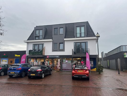 Hoofdfoto van Nijeveen Dorpsstraat 10B 8