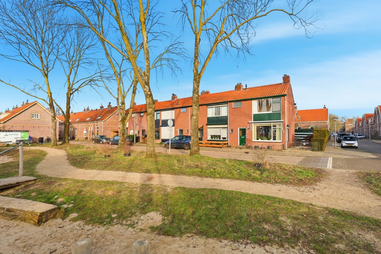 Te koop: Foto Woonhuis aan de De Genestetplein 9 in Zutphen