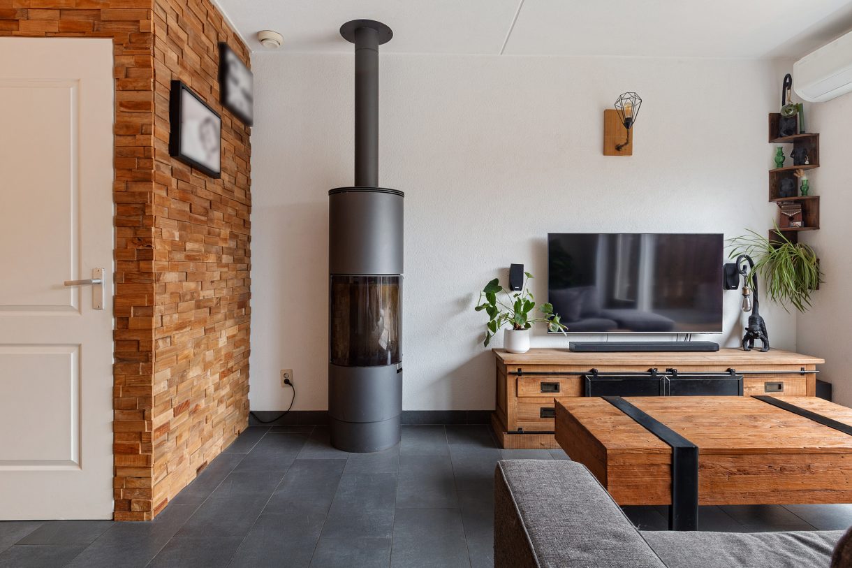 Te koop: Foto Woonhuis aan de Stoomlederplein 23 in Rijen