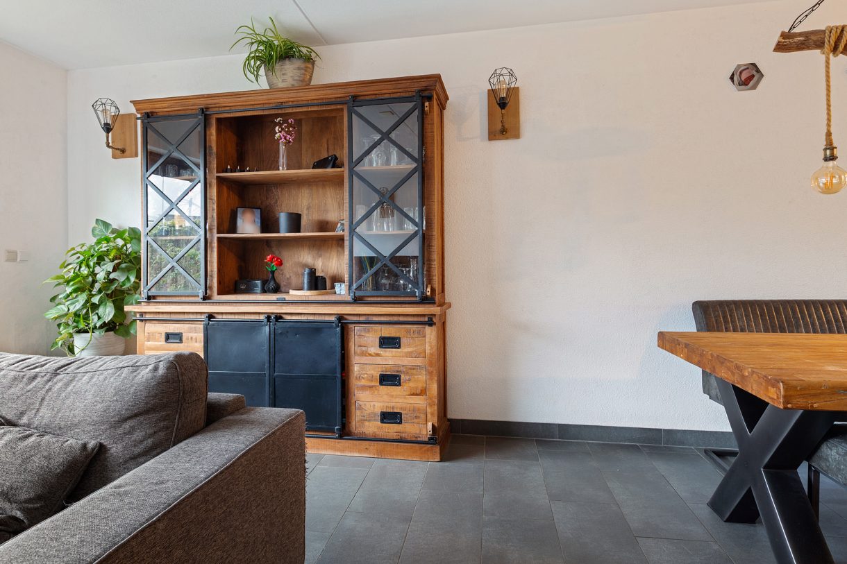 Te koop: Foto Woonhuis aan de Stoomlederplein 23 in Rijen