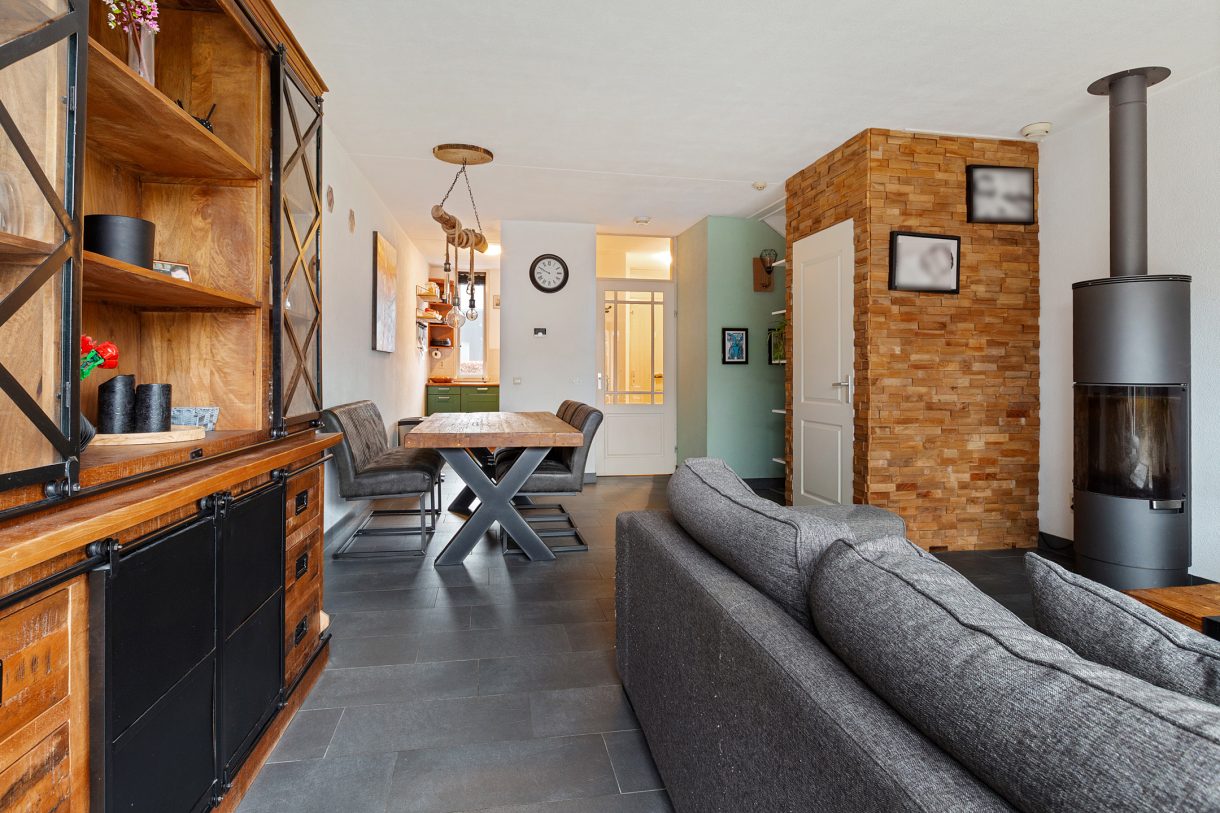 Te koop: Foto Woonhuis aan de Stoomlederplein 23 in Rijen