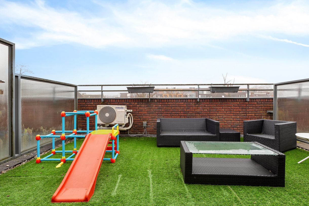 Te koop: Foto Woonhuis aan de Stoomlederplein 23 in Rijen