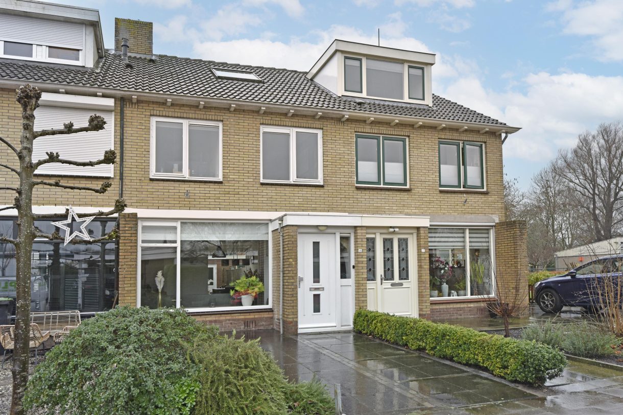 Te koop: Foto Woonhuis aan de Ambroziolaan 25 in Nieuwveen