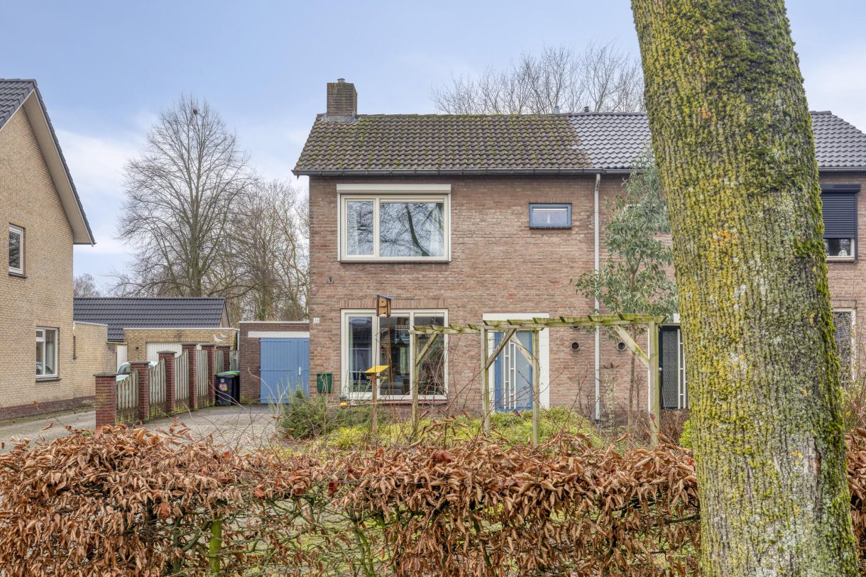 Te koop: Foto Woonhuis aan de Papaverstraat 36 in Odiliapeel