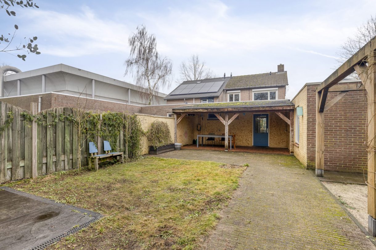 Te koop: Foto Woonhuis aan de Papaverstraat 36 in Odiliapeel