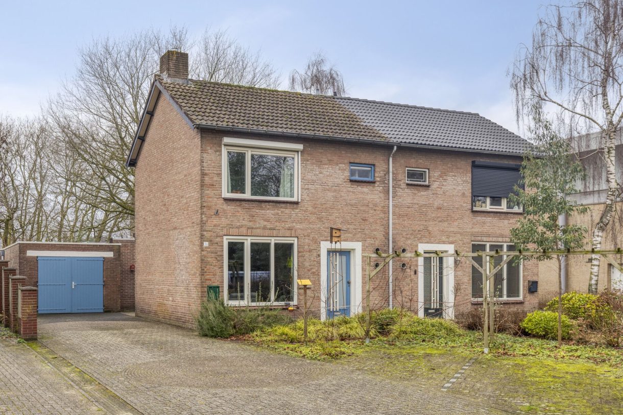 Te koop: Foto Woonhuis aan de Papaverstraat 36 in Odiliapeel