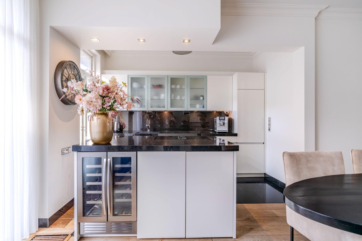 Te koop: Foto Woonhuis aan de Van Boetzelaerlaan 226 in 's-Gravenhage