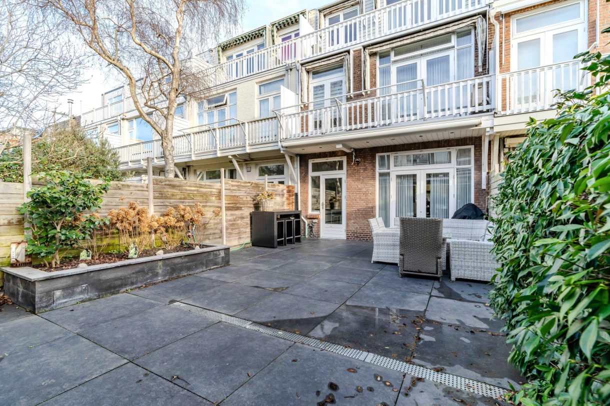 Te koop: Foto Woonhuis aan de Van Boetzelaerlaan 226 in 's-Gravenhage