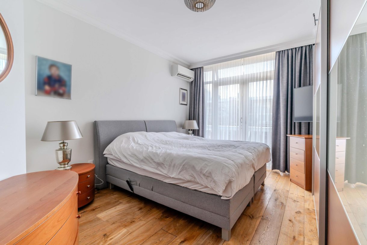 Te koop: Foto Woonhuis aan de Van Boetzelaerlaan 226 in 's-Gravenhage