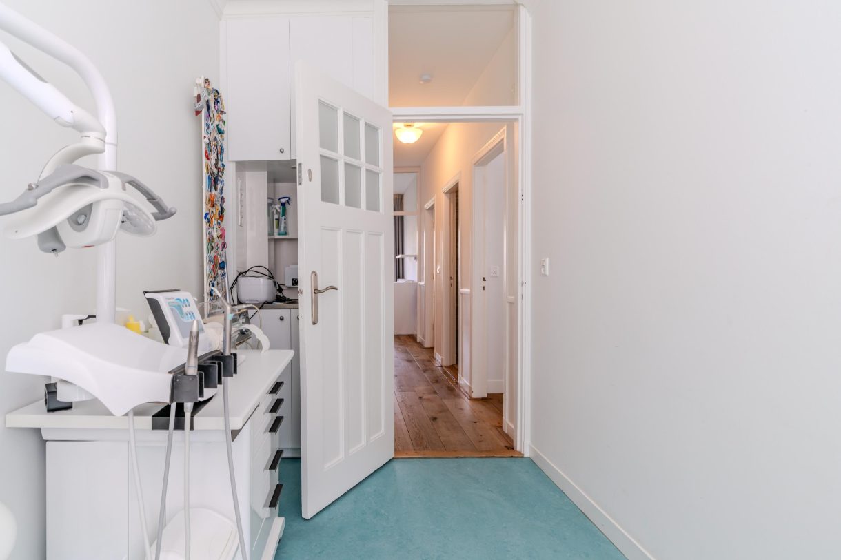 Te koop: Foto Woonhuis aan de Van Boetzelaerlaan 226 in 's-Gravenhage