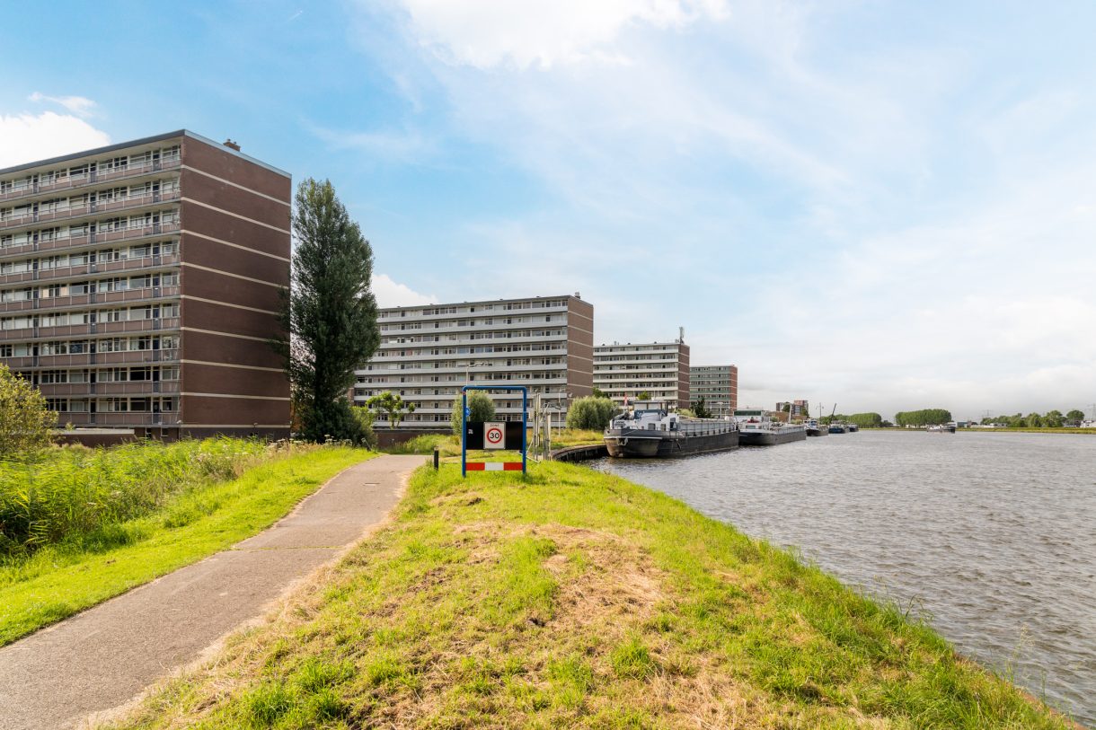 Te koop: Foto Appartement aan de Titus Brandsmastraat 93 in Breukelen