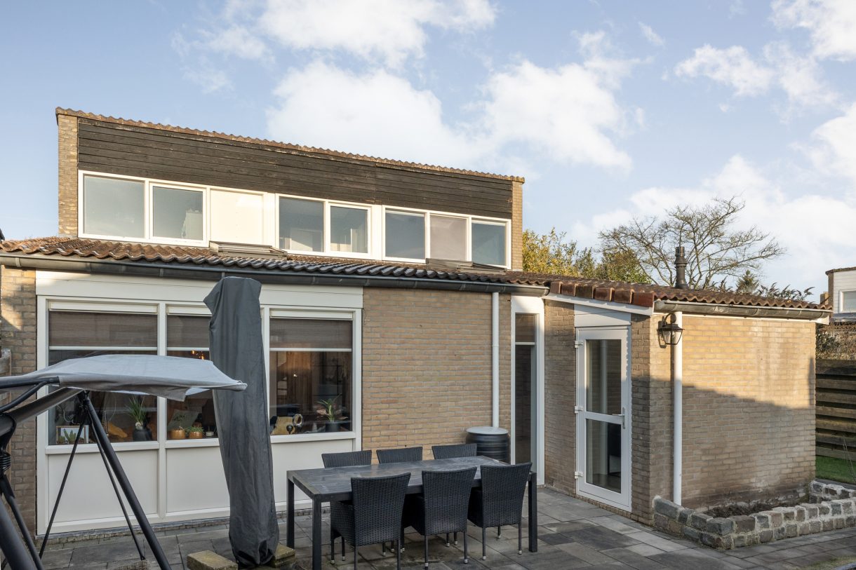 Te koop: Foto Woonhuis aan de De Wulp 11 in Hoogeveen