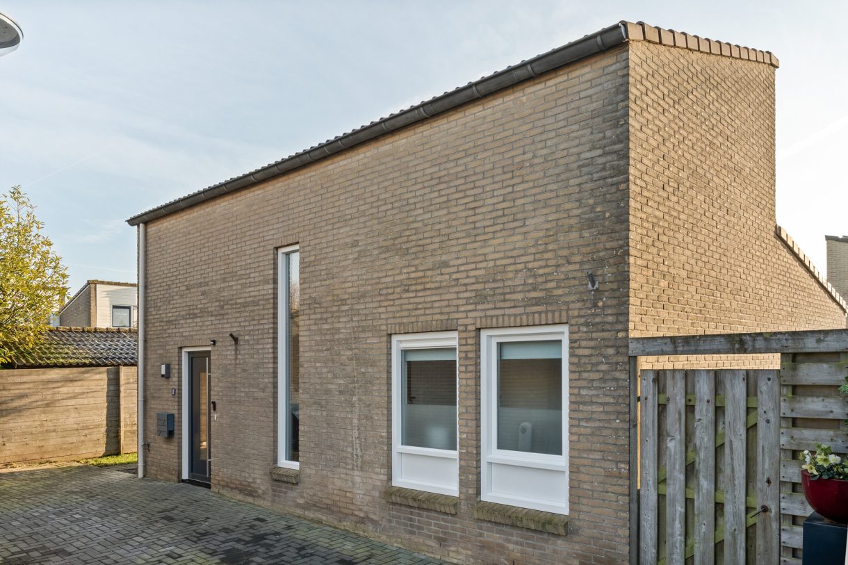 Te koop: Foto Woonhuis aan de De Wulp 11 in Hoogeveen