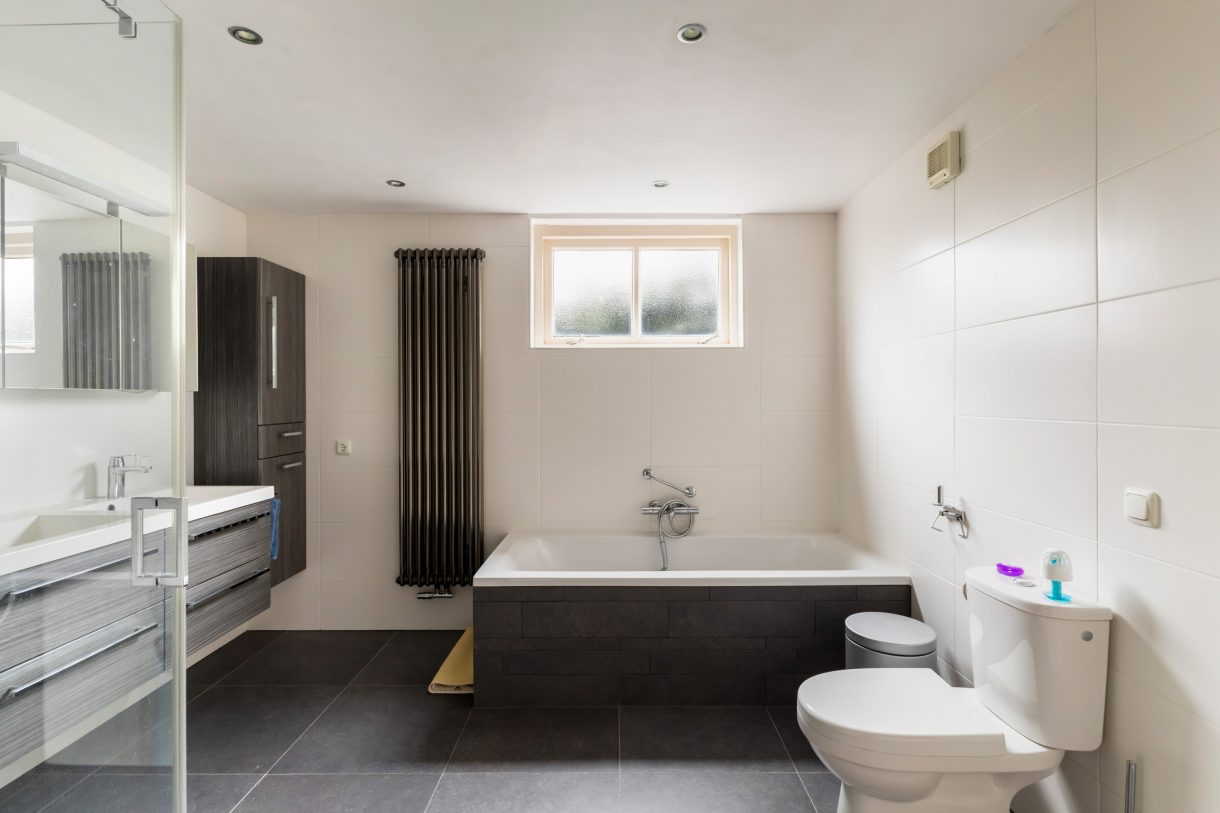 Te koop: Foto Woonhuis aan de Waardsedijk 6 in Woerden