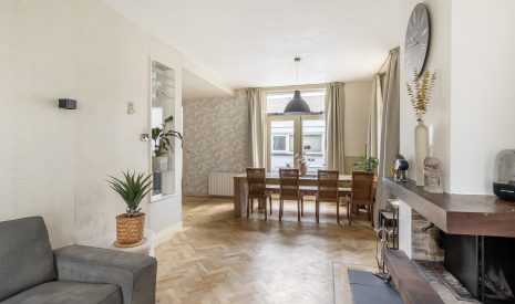 Te koop: Foto Woonhuis aan de Oosterstraat 77 in Vlaardingen