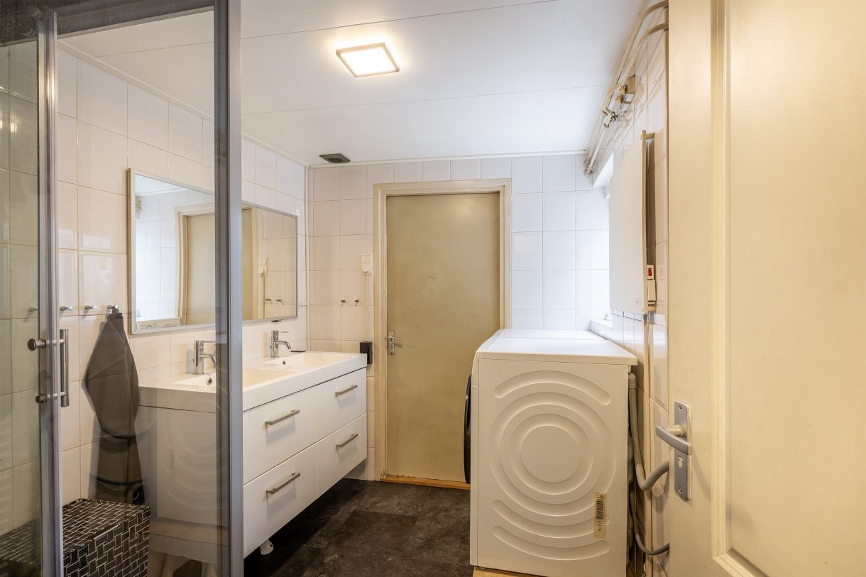 Te koop: Foto Woonhuis aan de Oosterstraat 77 in Vlaardingen