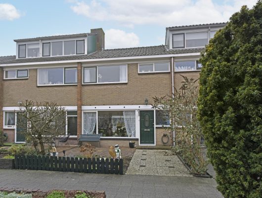 Hoofdfoto van Nieuwkoop Julianalaan 20