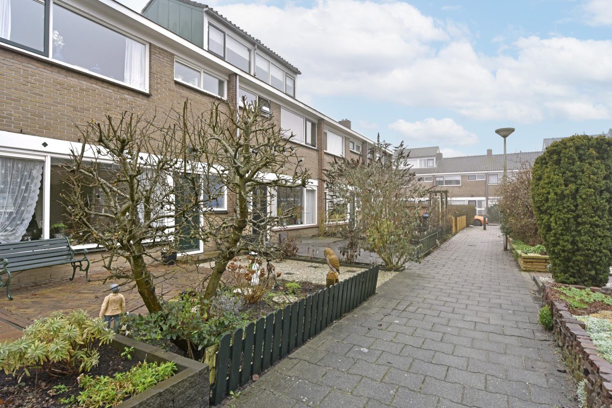 Te koop: Foto Woonhuis aan de Julianalaan 20 in Nieuwkoop