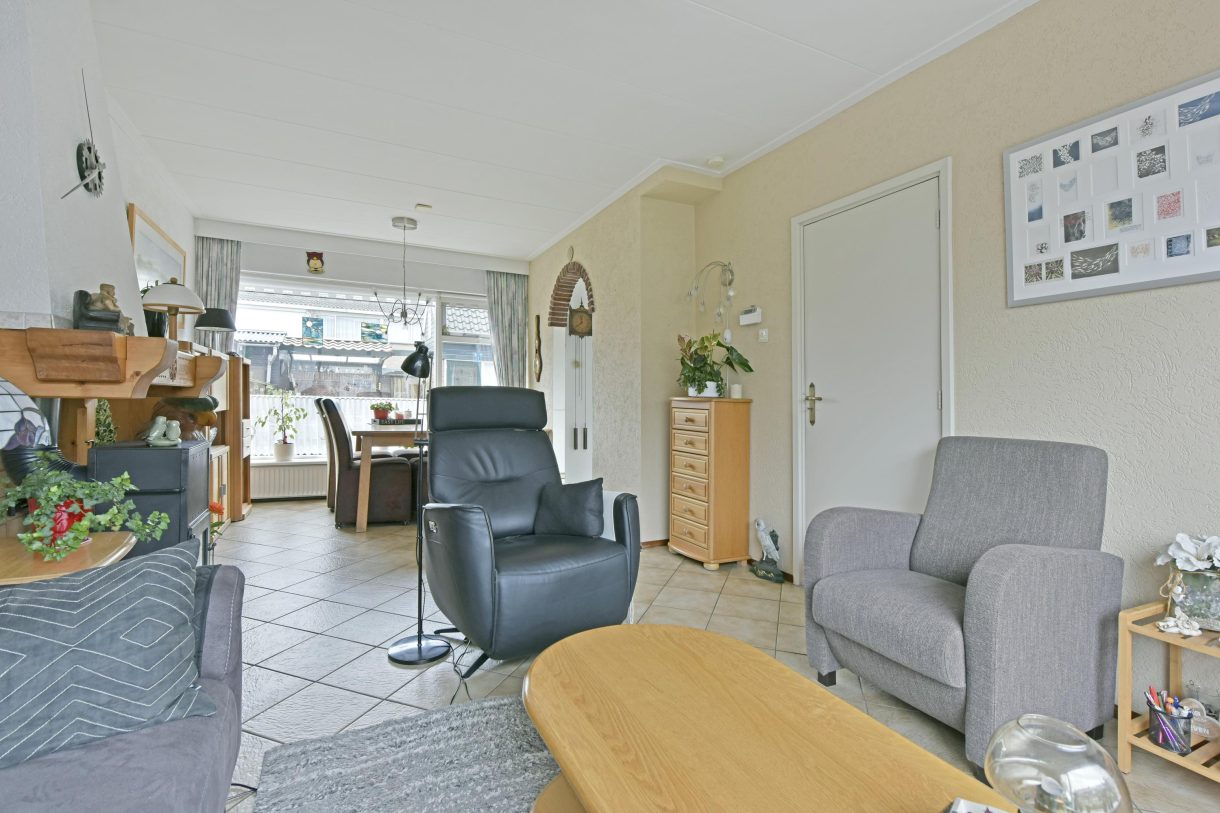 Te koop: Foto Woonhuis aan de Julianalaan 20 in Nieuwkoop