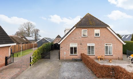 Te koop: Foto Woonhuis aan de Bovenheigraaf 118A in 't Loo Oldebroek