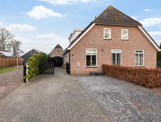 Hoofdfoto van 't Loo Oldebroek Bovenheigraaf 118A