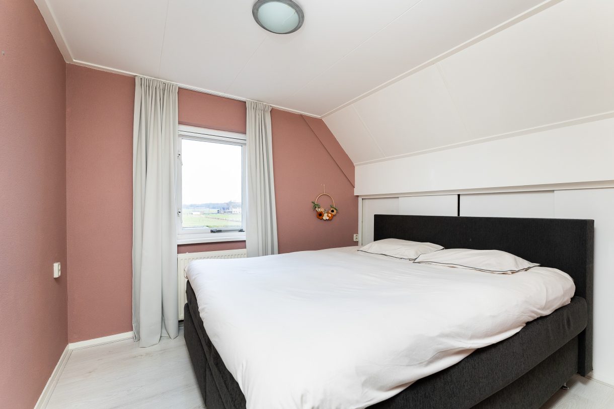 Te koop: Foto Woonhuis aan de Bovenheigraaf 118A in 't Loo Oldebroek