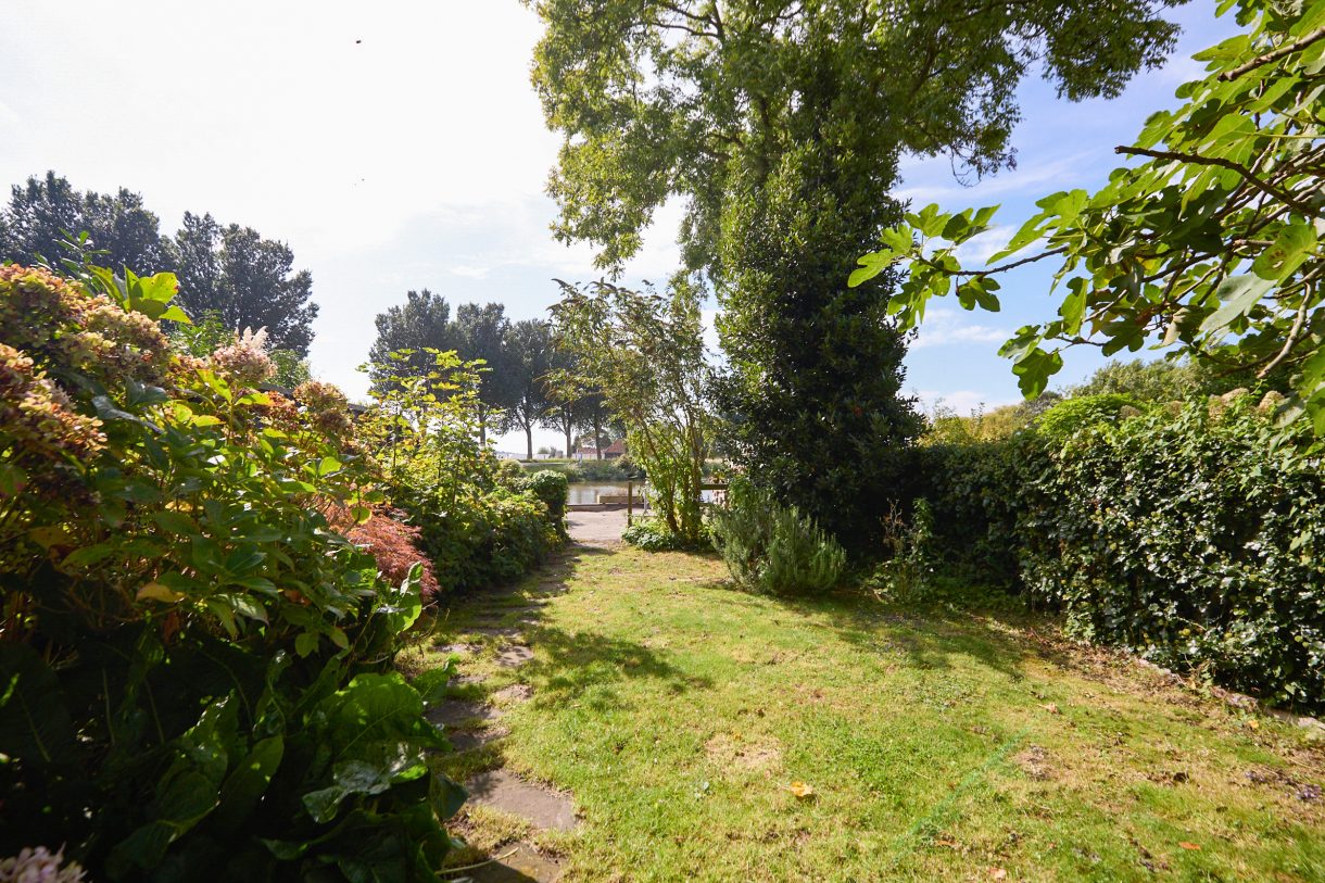 Te koop: Foto Woonhuis aan de Oosteinde 50 in De Rijp