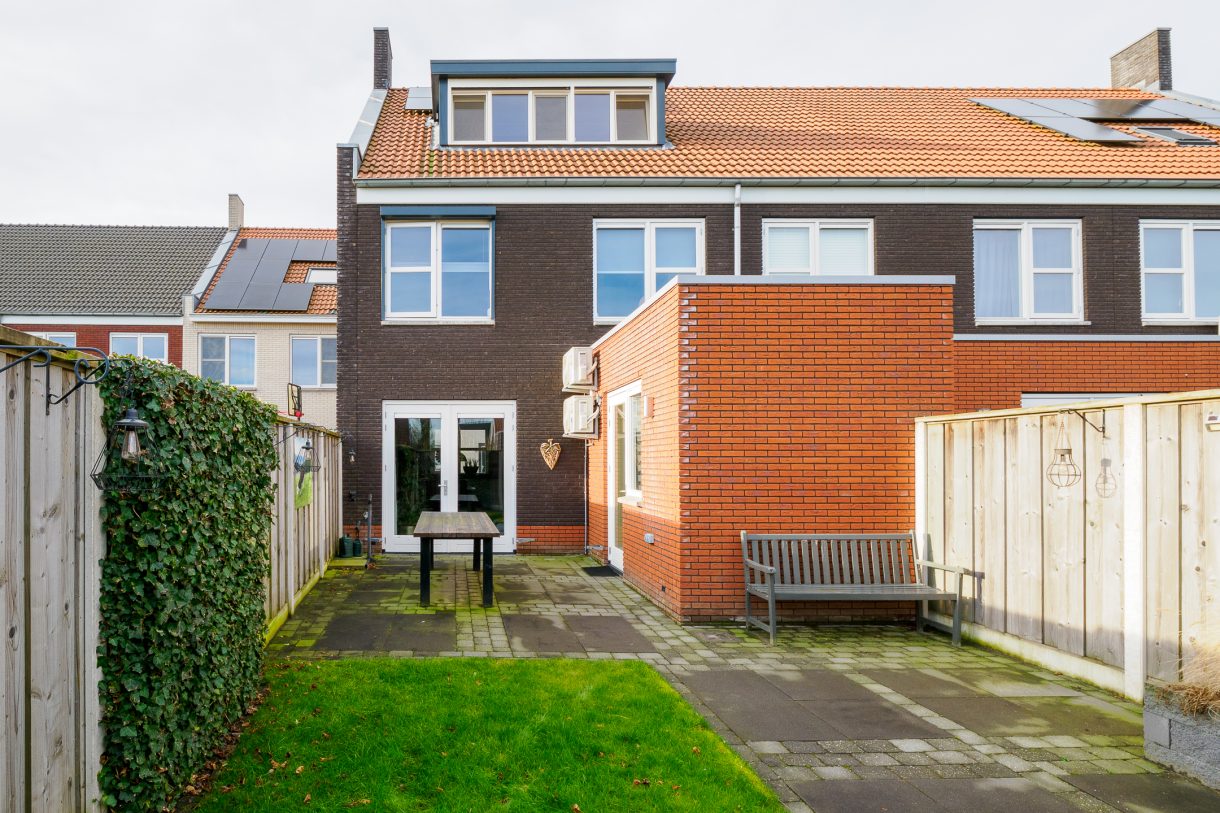 Te koop: Foto Woonhuis aan de Rozenbottel 2 in Hengelo