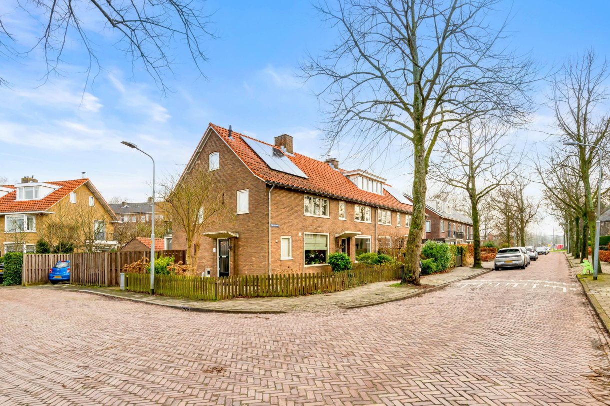 Te koop: Foto Woonhuis aan de Eksterstraat 16 in Badhoevedorp