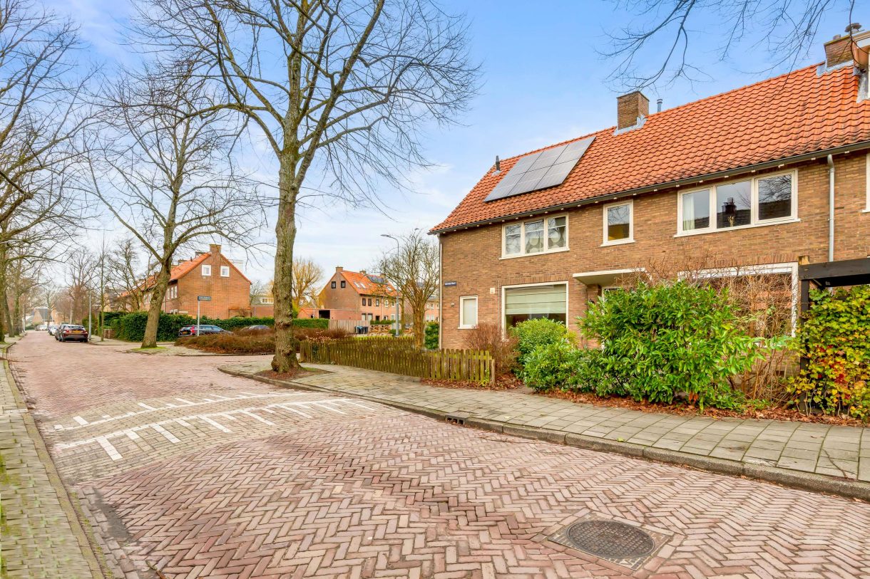 Te koop: Foto Woonhuis aan de Eksterstraat 16 in Badhoevedorp