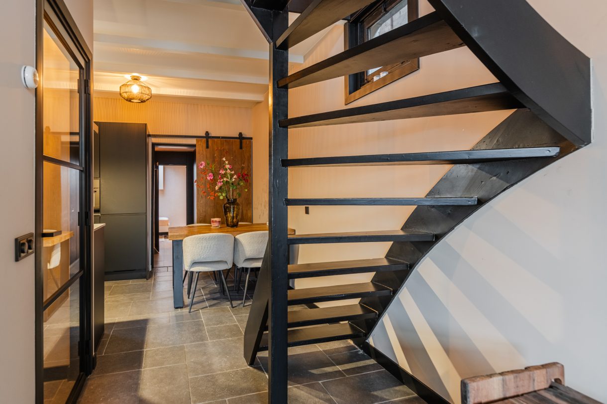 Te koop: Foto Woonhuis aan de Emmakade 1 in Bodegraven