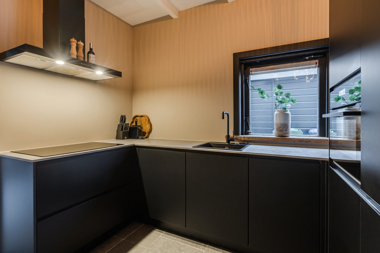 Te koop: Foto Woonhuis aan de Emmakade 1 in Bodegraven