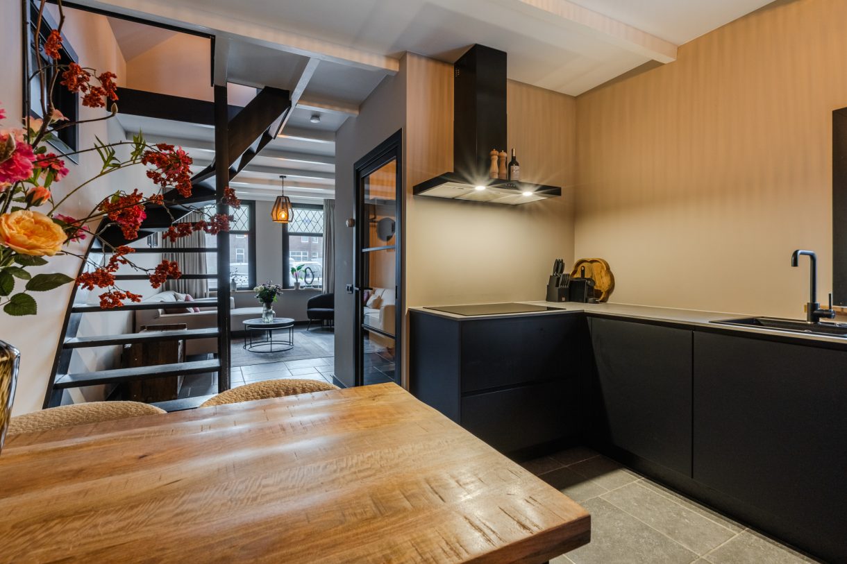 Te koop: Foto Woonhuis aan de Emmakade 1 in Bodegraven