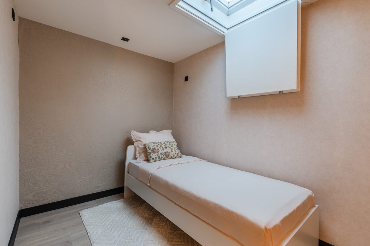 Te koop: Foto Woonhuis aan de Emmakade 1 in Bodegraven