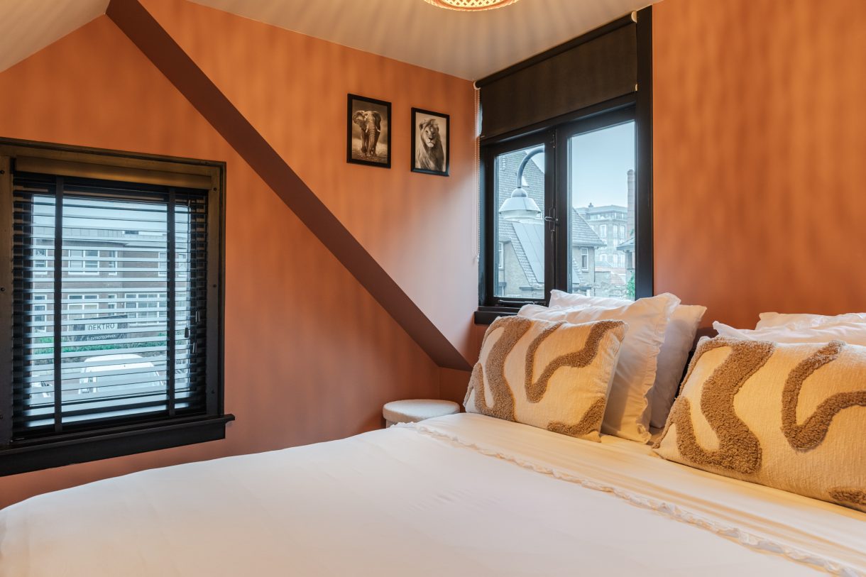 Te koop: Foto Woonhuis aan de Emmakade 1 in Bodegraven