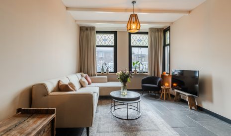 Te koop: Foto Woonhuis aan de Emmakade 1 in Bodegraven