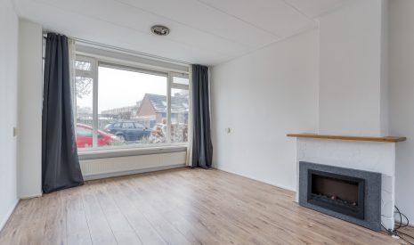 Te koop: Foto Woonhuis aan de Weigeliastraat 9 in Hoogeveen