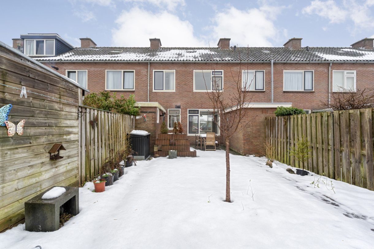 Te koop: Foto Woonhuis aan de Weigeliastraat 9 in Hoogeveen