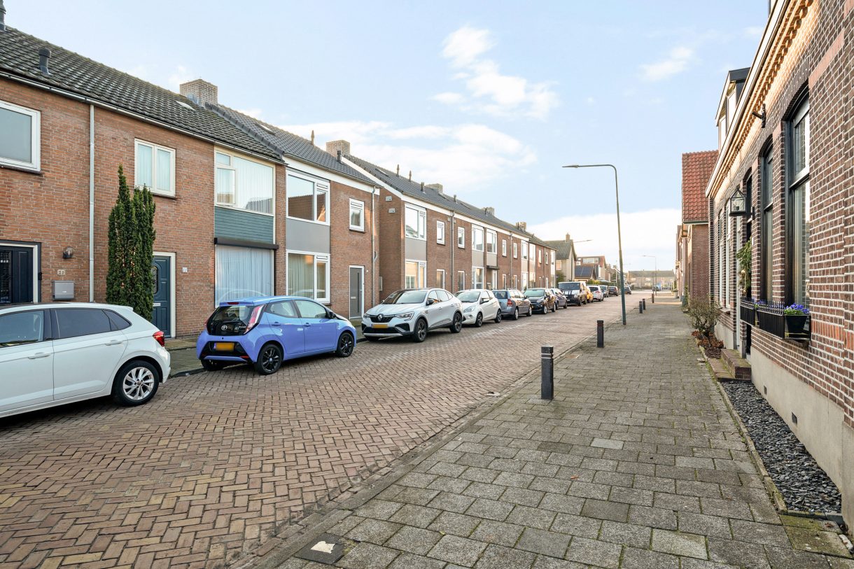 Te koop: Foto Woonhuis aan de Heistraat 27 in Rijen