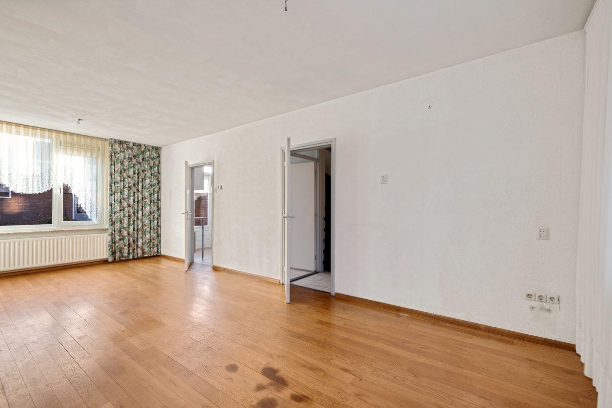 Te koop: Foto Woonhuis aan de Heistraat 27 in Rijen