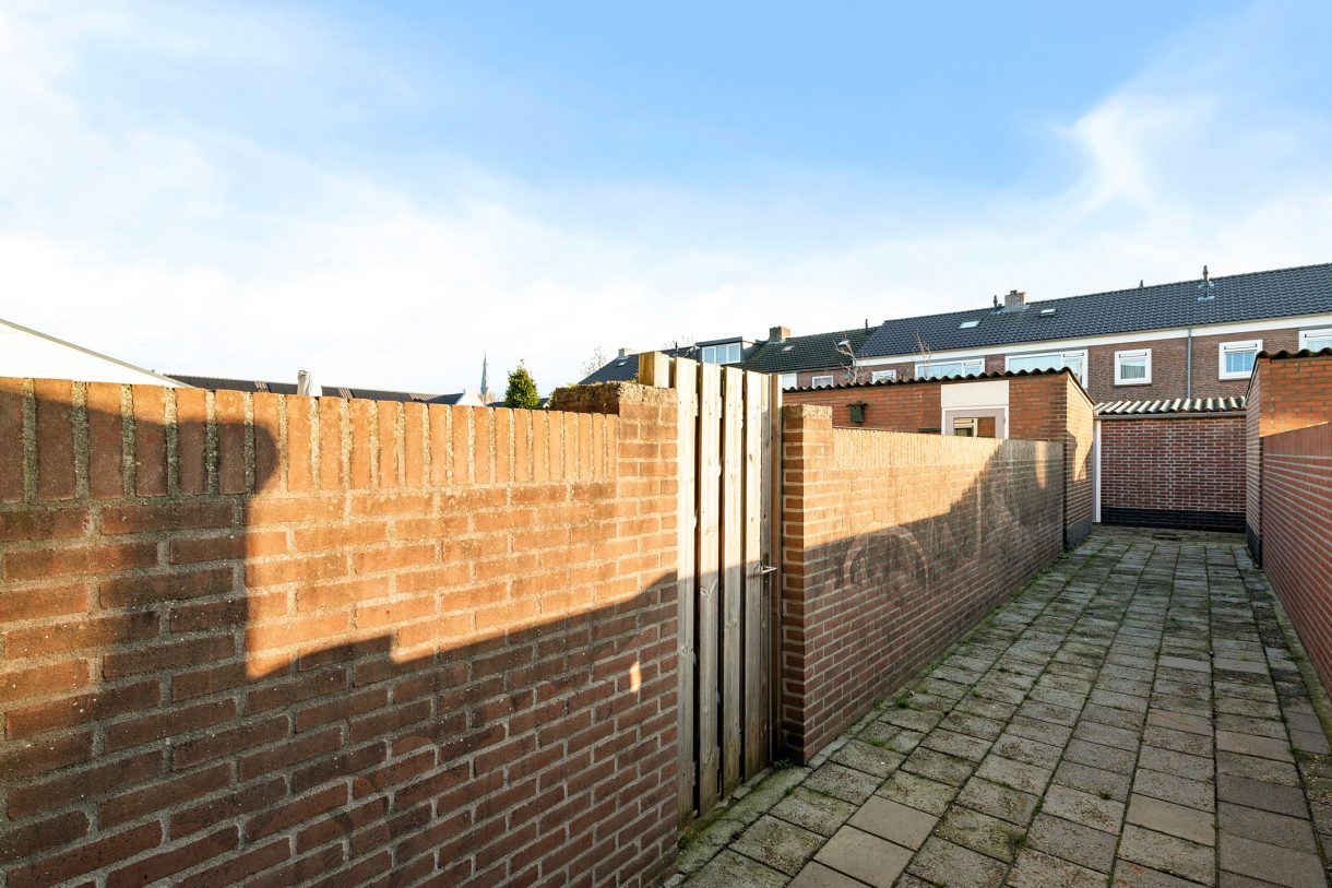 Te koop: Foto Woonhuis aan de Heistraat 27 in Rijen