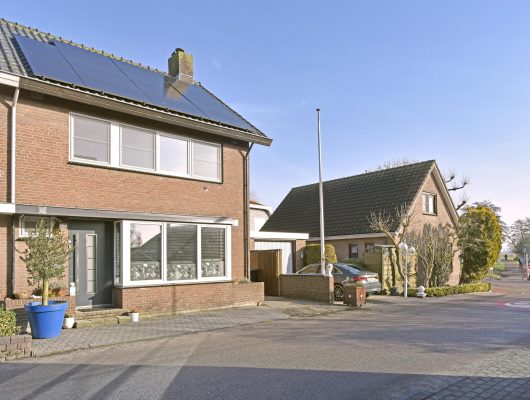 Hoofdfoto van Ter Aar Woudsedijk 1