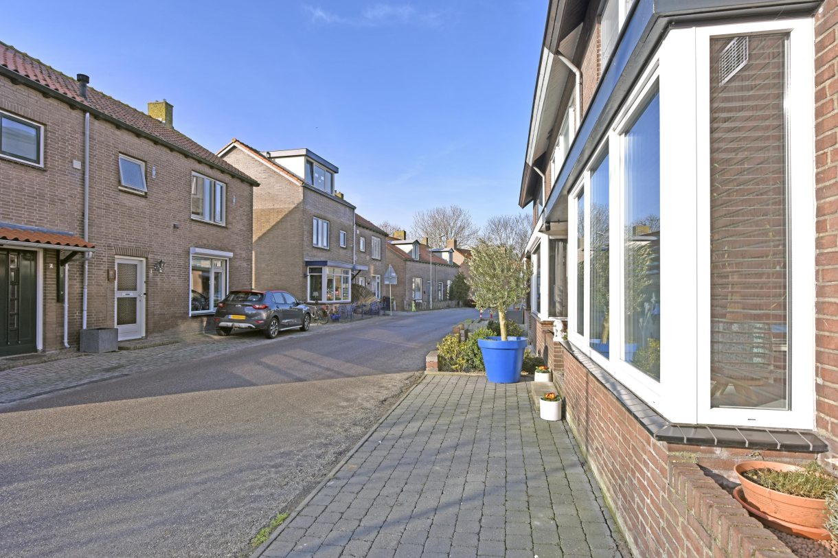 Te koop: Foto Woonhuis aan de Woudsedijk 1 in Ter Aar